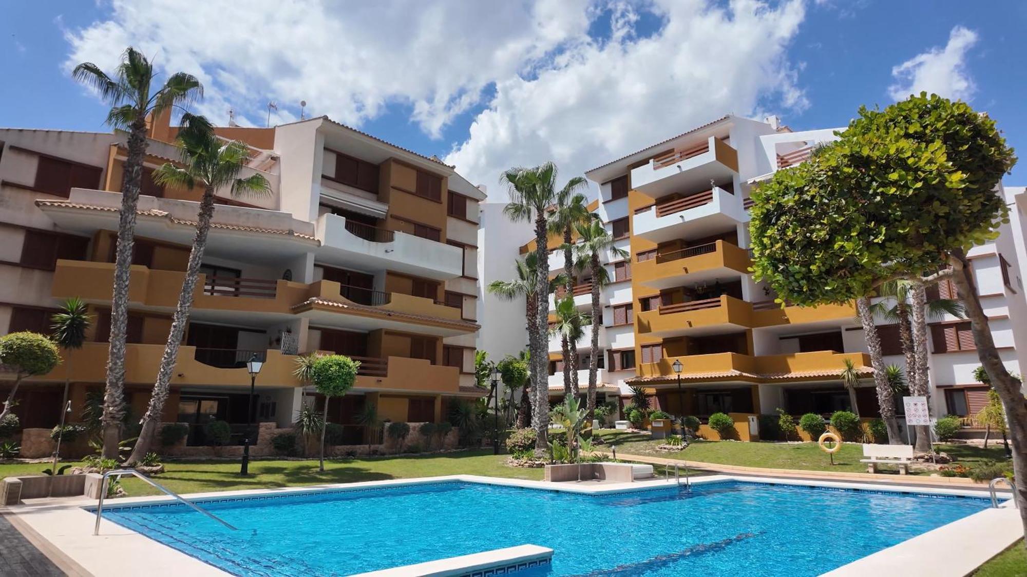 Cc8 By Zanis Apartment Torrevieja Exterior photo
